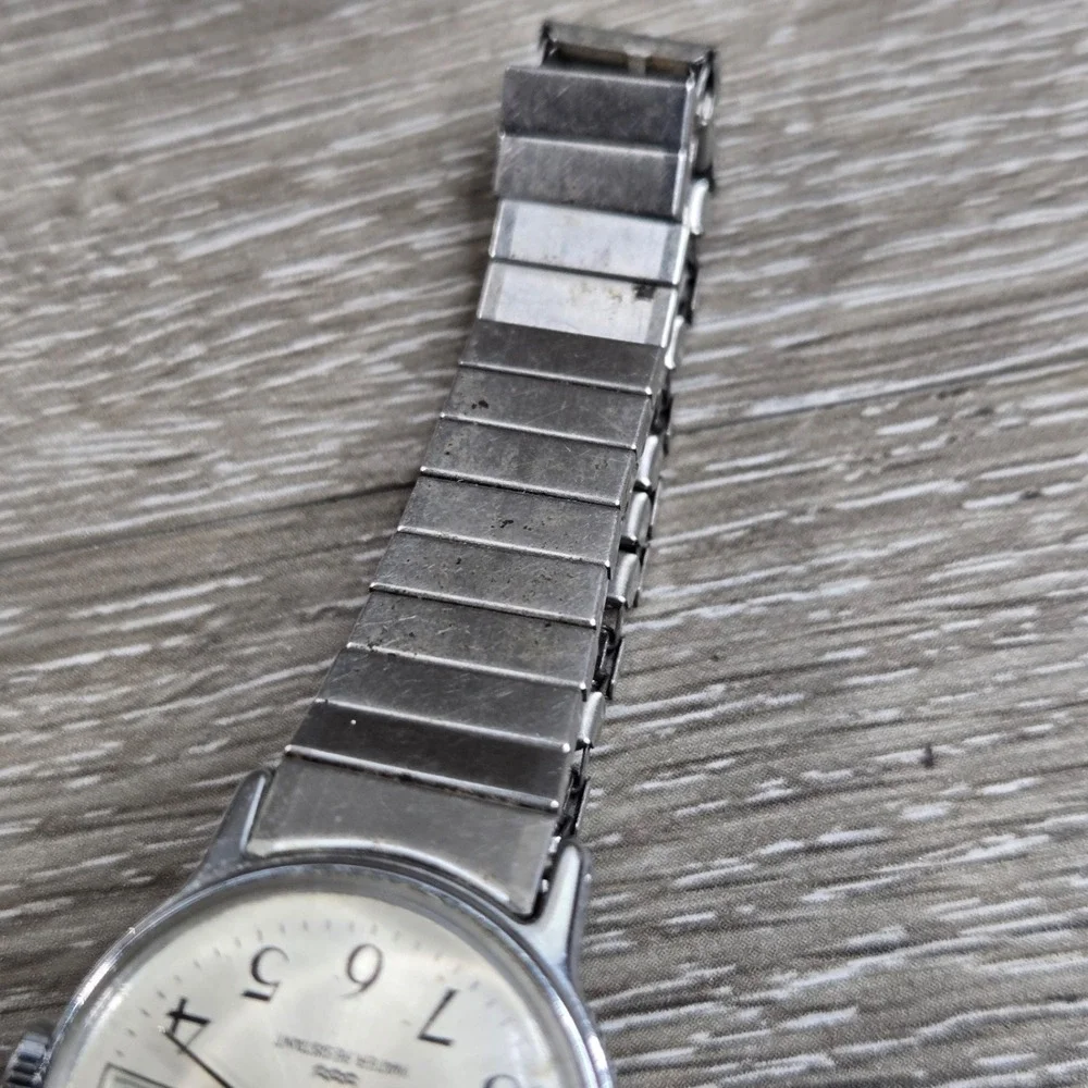 Timex Analog Mechanical Women Watch Hand-Wind Date Ladies Vintage 780311 Service
